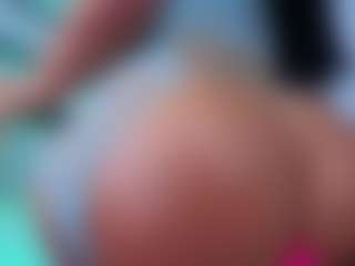 Chlooee's Live Sex Cam Show