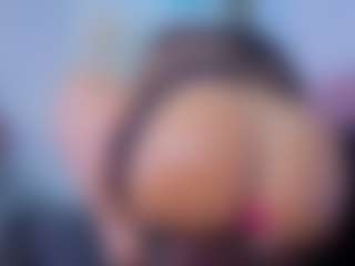 Chlooee's Live Sex Cam Show