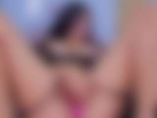 Chlooee's Live Sex Cam Show