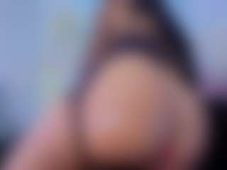 Chlooee's Live Sex Cam Show