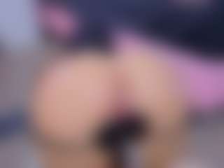 Chlooee's Live Sex Cam Show