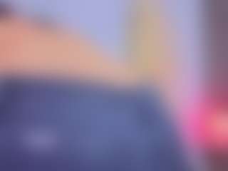 Live cam show with Chlooee - Cumface on camwithhim.com