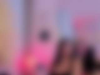 Live cam show with Chlooee - Wet on Camsoda