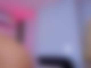 Chlooee's Live Sex Cam Show