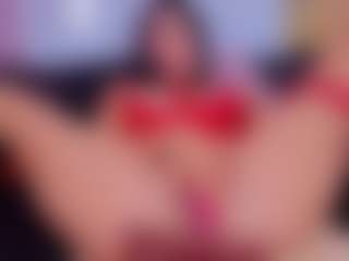 Chlooee's Live Sex Cam Show
