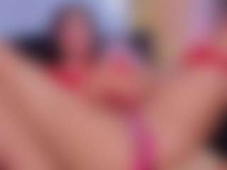 Live cam show with Chlooee - Queen on Camsoda