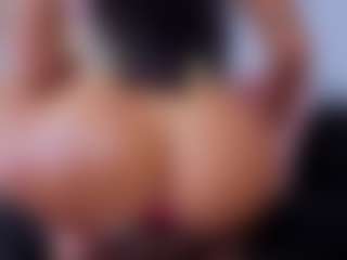 Chlooee's Live Sex Cam Show