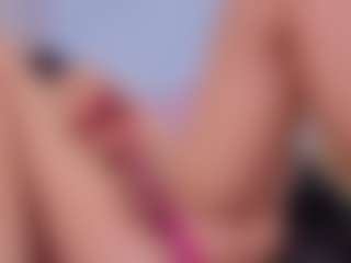 Chlooee's Live Sex Cam Show