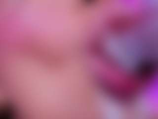 Chlooee's Live Sex Cam Show