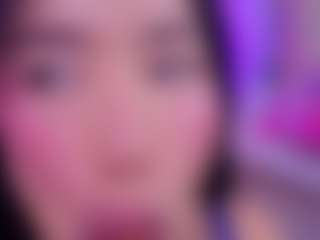 Chlooee's Live Sex Cam Show