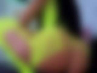 Chlooee's Live Sex Cam Show
