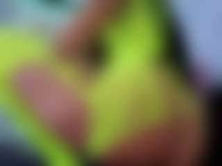 Chlooee's Live Sex Cam Show