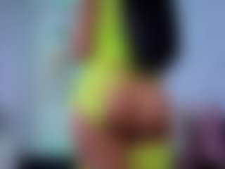 Chlooee's Live Sex Cam Show