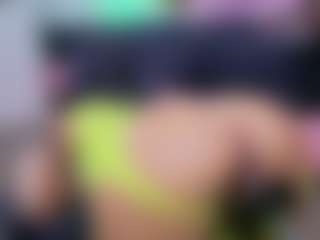Live cam show with Chlooee - Dildo on Camiplay Live