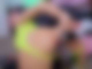 Live cam show with Chlooee - Tease Latina on Chatstar | colombia
