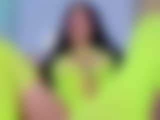 Chlooee's Live Sex Cam Show