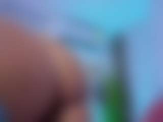 Chlooee's Live Sex Cam Show