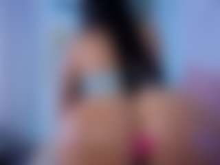 Chlooee's Live Sex Cam Show