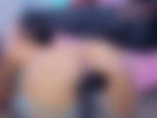 Chlooee's Live Sex Cam Show