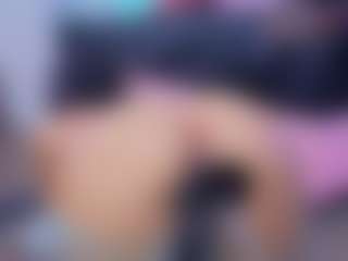 Chlooee's Live Sex Cam Show