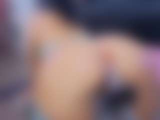 Chlooee's Live Sex Cam Show