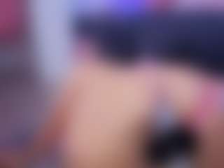 Chlooee's Live Sex Cam Show