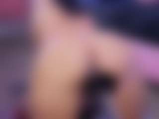 Chlooee's Live Sex Cam Show