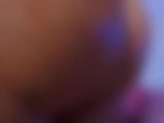 Chlooee's Live Sex Cam Show