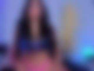 Chlooee's Live Sex Cam Show
