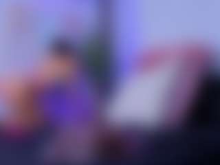 Chlooee's Live Sex Cam Show