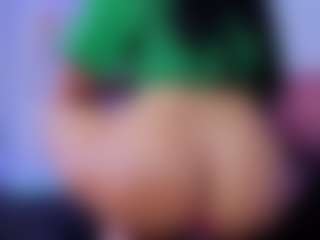 Chlooee's Live Sex Cam Show