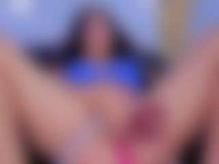Chlooee's Live Sex Cam Show
