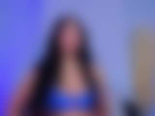 Chlooee's Live Sex Cam Show