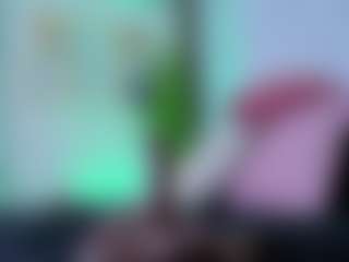 Chlooee's Live Sex Cam Show