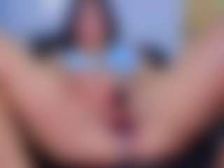 Chlooee's Live Sex Cam Show