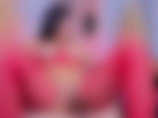Chlooee's Live Sex Cam Show