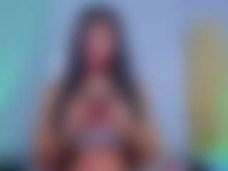 Chlooee's Live Sex Cam Show