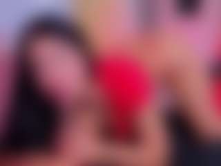 Chlooee's Live Sex Cam Show