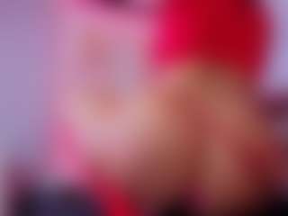 Chlooee's Live Sex Cam Show