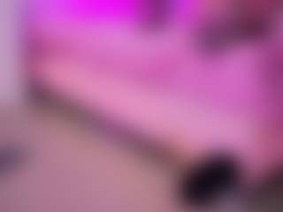 Chlooee's Live Sex Cam Show
