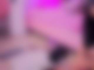 Chlooee's Live Sex Cam Show