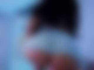 Chlooee's Live Sex Cam Show