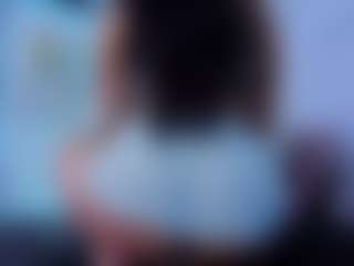 Chlooee's Live Sex Cam Show