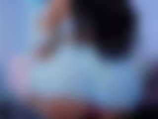 Chlooee's Live Sex Cam Show