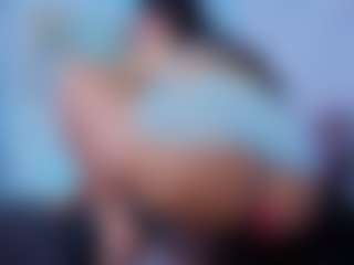 Chlooee's Live Sex Cam Show