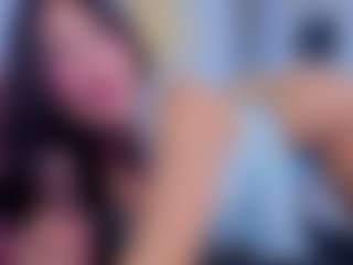 Chlooee's Live Sex Cam Show