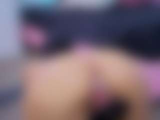 Chlooee's Live Sex Cam Show