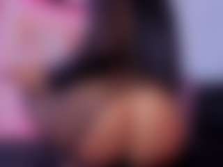 Chlooee's Live Sex Cam Show