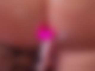Chlooee's Live Sex Cam Show