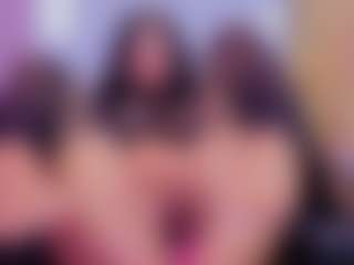 Chlooee's Live Sex Cam Show